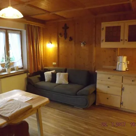 Haus Singer Apartmán *